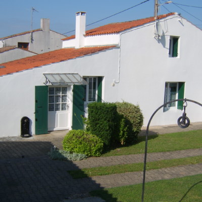 Ile d'Oléron - Maison oléronaise et jardin