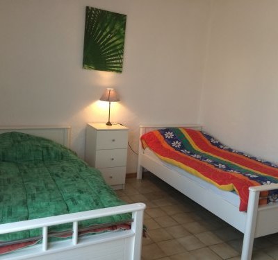 Belle maison avec jardin 100mde la plage WIFI