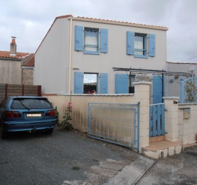 Maison récente sur l' île d' Oléron
